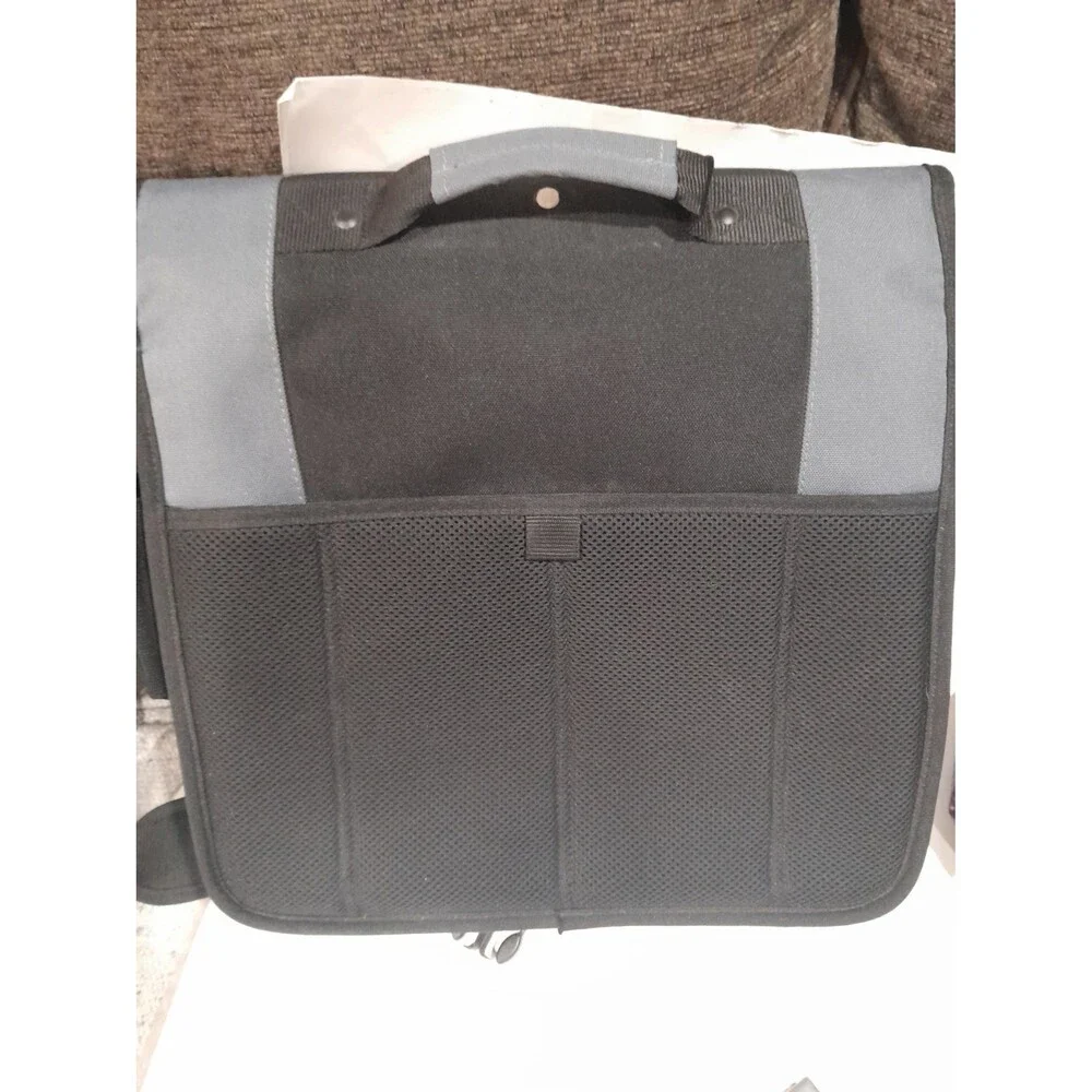 Targus Shoulder Bag, Black